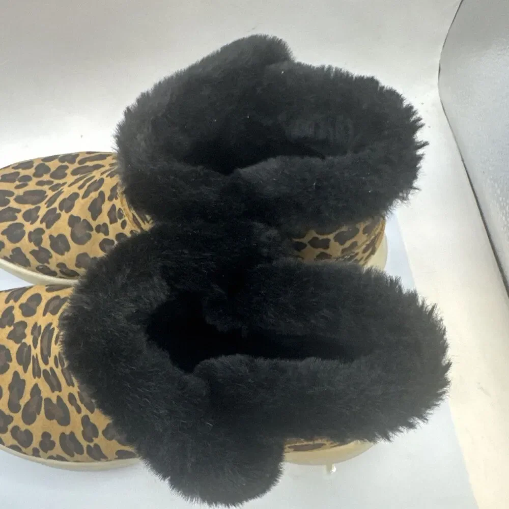 Skechers On The Go Joy Snow Kitty Women's 7 Leopard Faux Fur Lined Booties